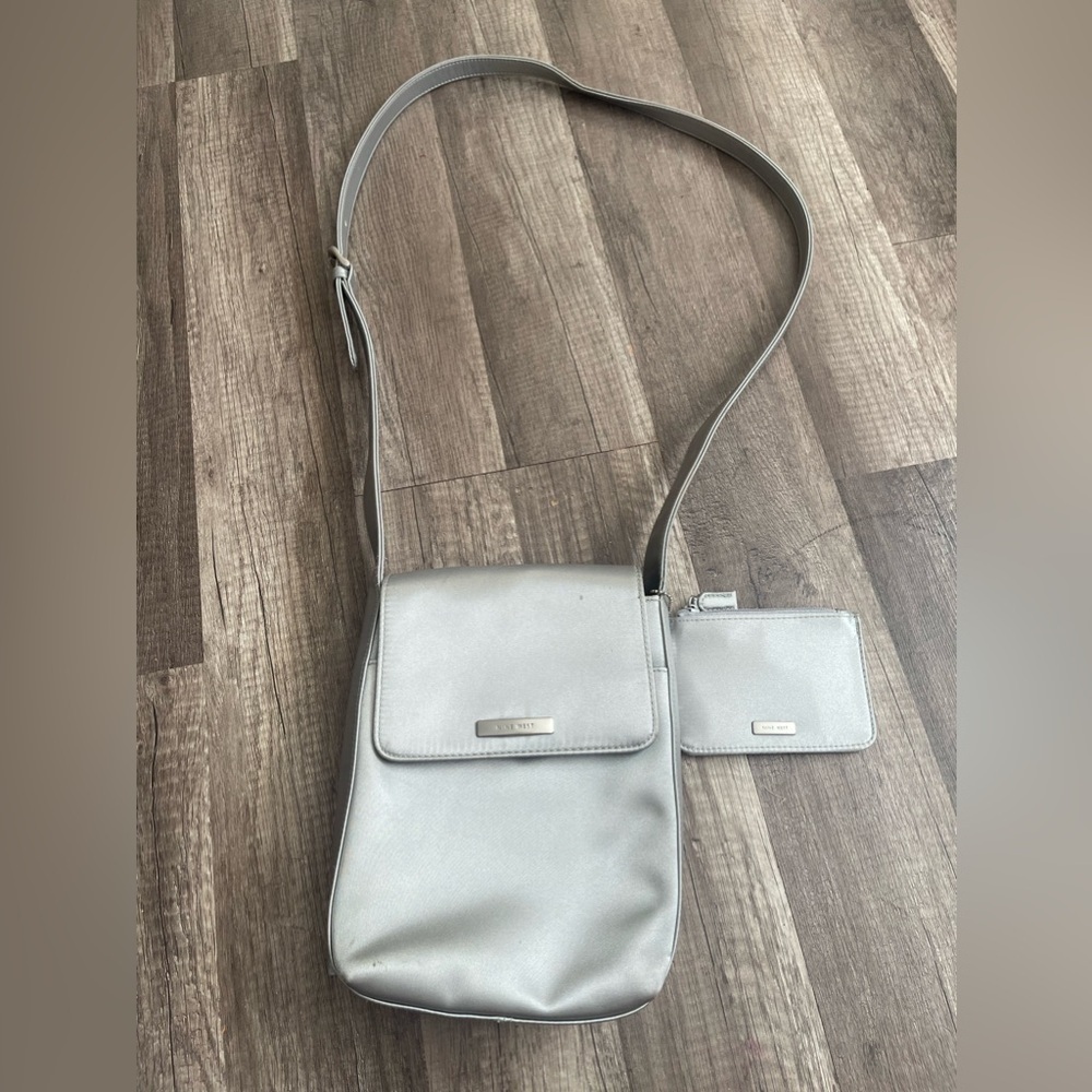 Vintage Y2K NINE WEST silver crossbody bag wallet purse nylon lagenlook 90s